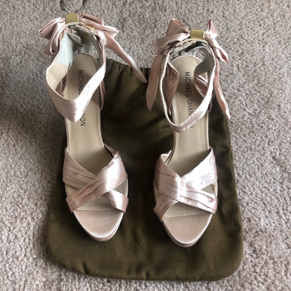 Super Cute Nude Heels